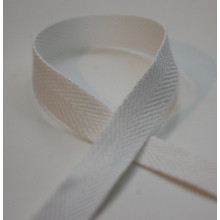 Fischgrätband 10 mm weiß