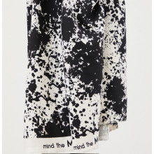 Leia Viskose-Crepe Shadow Splash creamy white