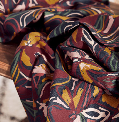 Feiner Viskose-Twill Hilma rust